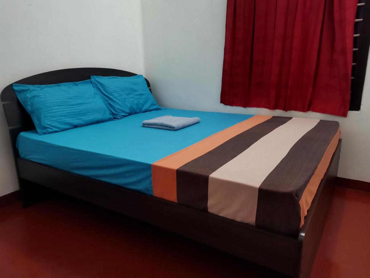 Nallur Holidays Inn Джафна Екстериор снимка