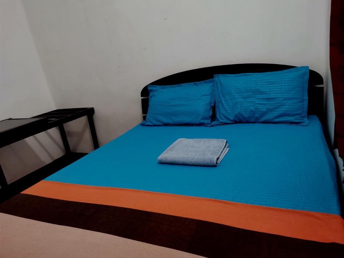 Nallur Holidays Inn Джафна Екстериор снимка
