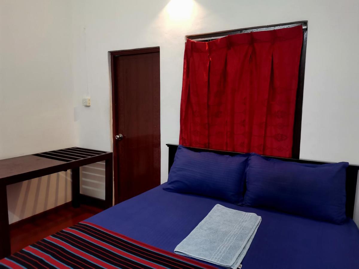 Nallur Holidays Inn Джафна Екстериор снимка